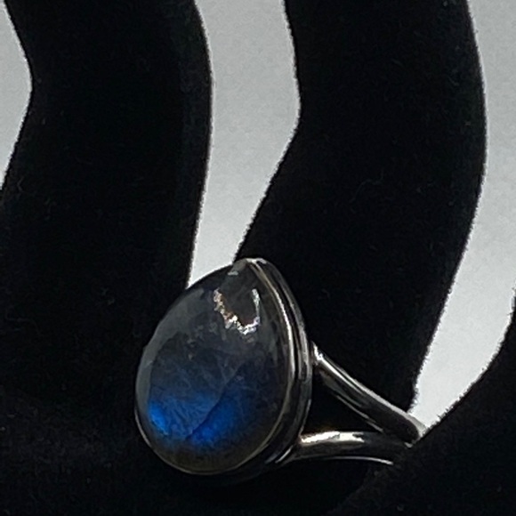 Labradorite Sterling 925 Ring Size 9 Artisan Flaw chip on the side - Picture 8 of 16